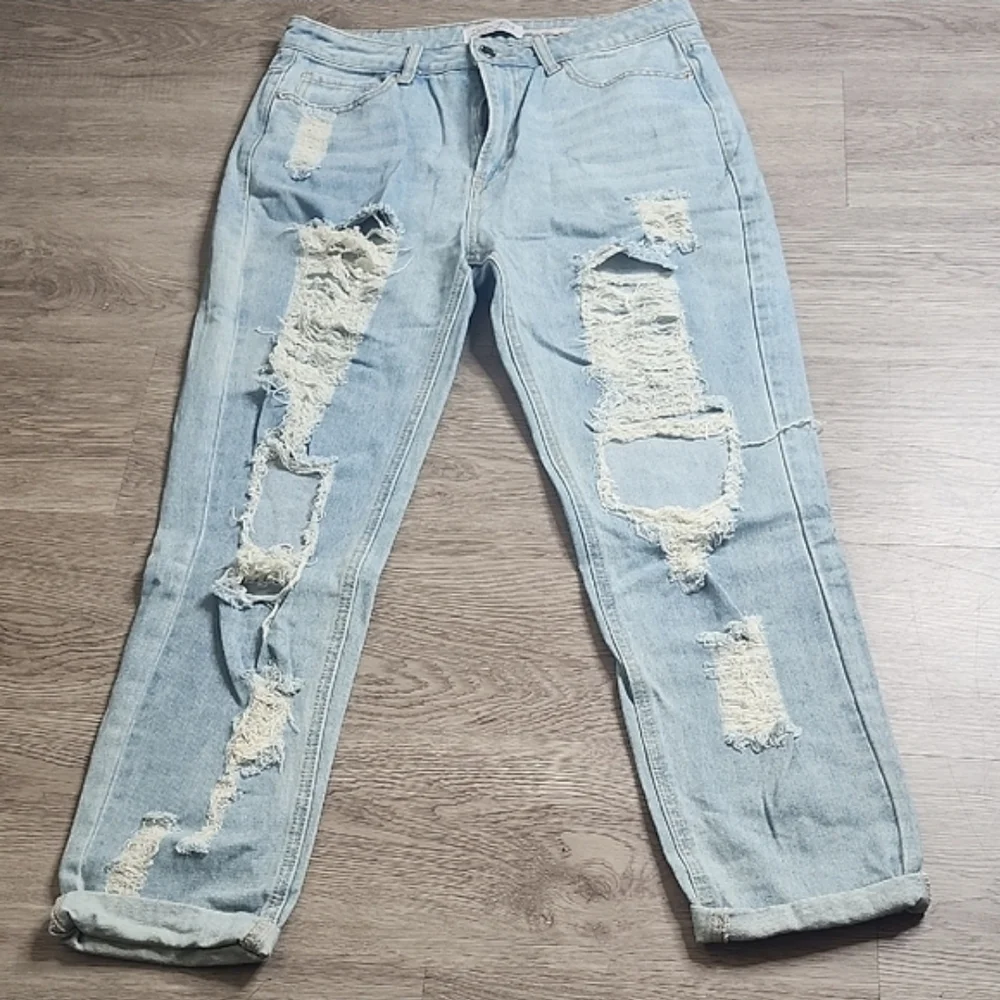 Light Wash Distressed Ripped Denim Jeans - Picture 1 of 10